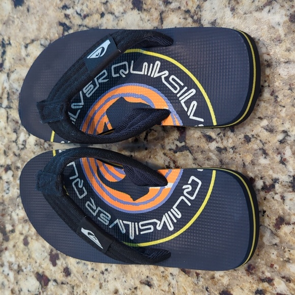 Toddler boys Quicksilver flip flops - Picture 4 of 4